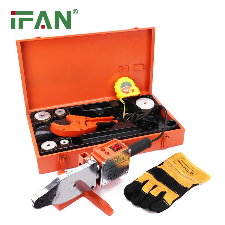 PPR socket fusion welding machine with heated dies set to 260 degrees Celsius