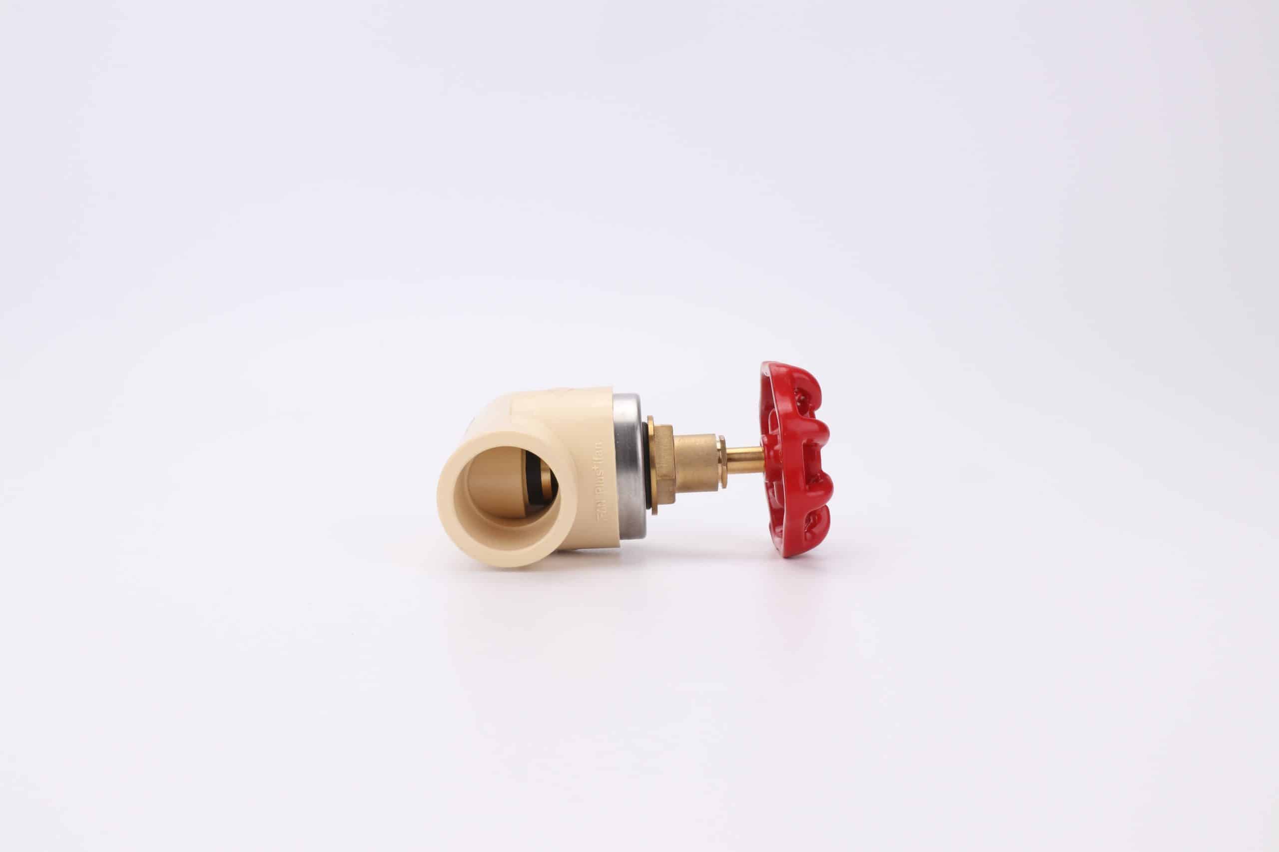 Close-up of a PPR valve body, the kind of transition point where PPR joint leaks are commonly found and repaired